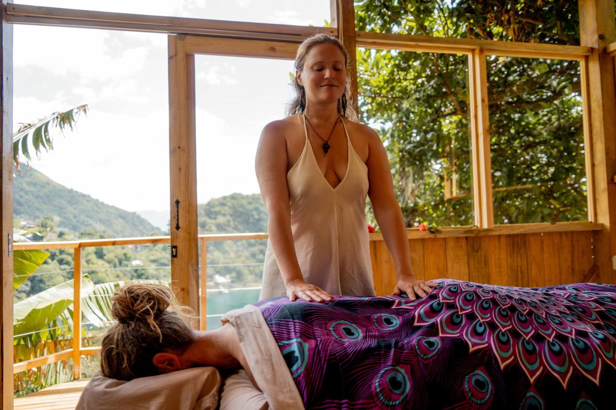 Fuego Atitlan Eco-Hotel 圣马科斯拉拉古纳 外观 照片